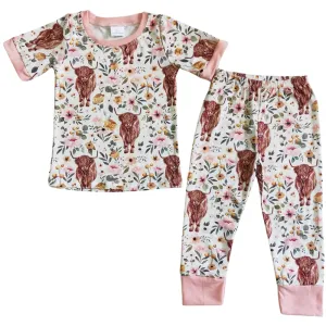 FLORAL HIGHLAND COW Short Sleeve Shirt & Pants Set