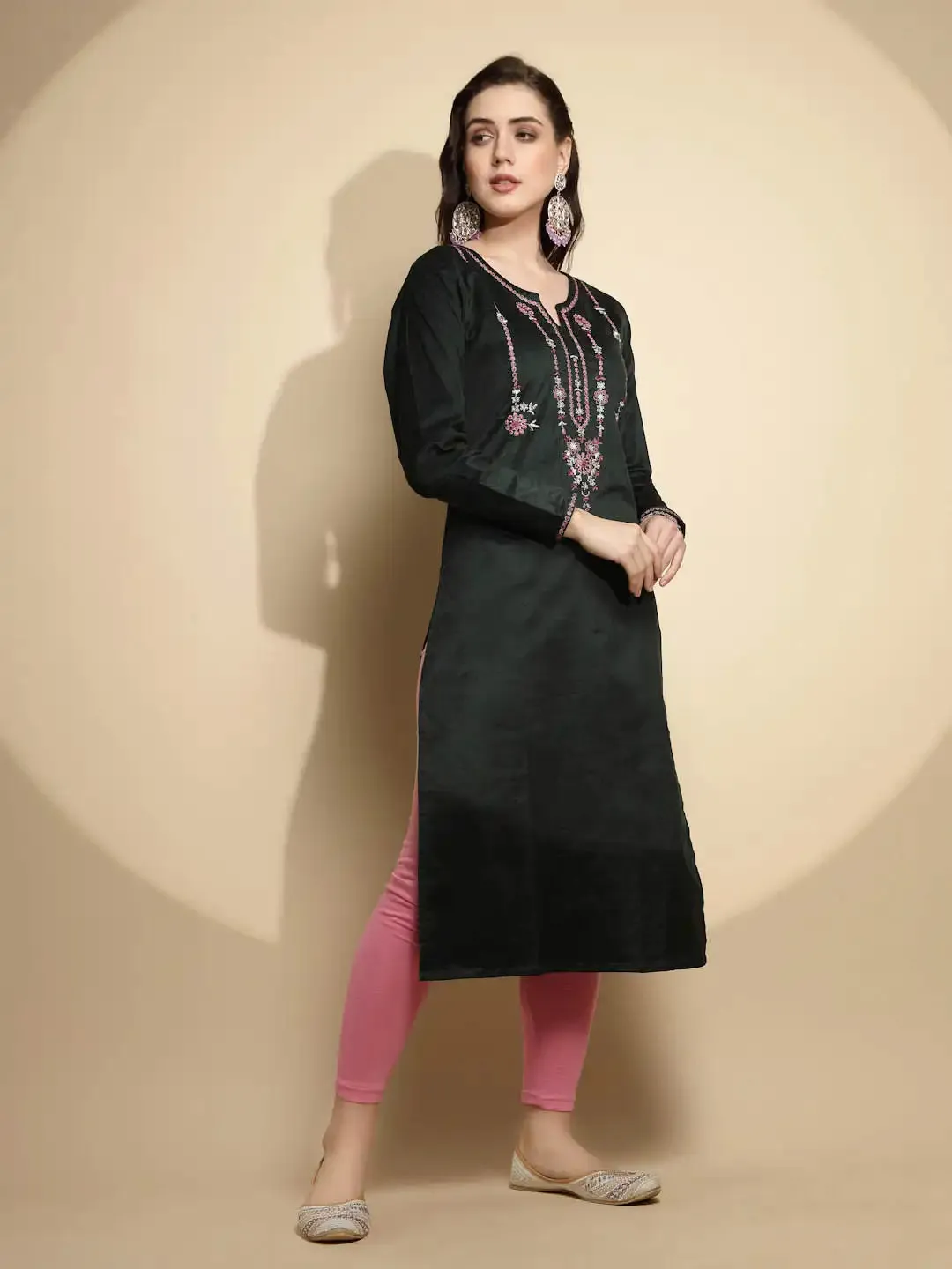 Olive Embellished Full Sleeve Round With V-Neck Cotton Kurta