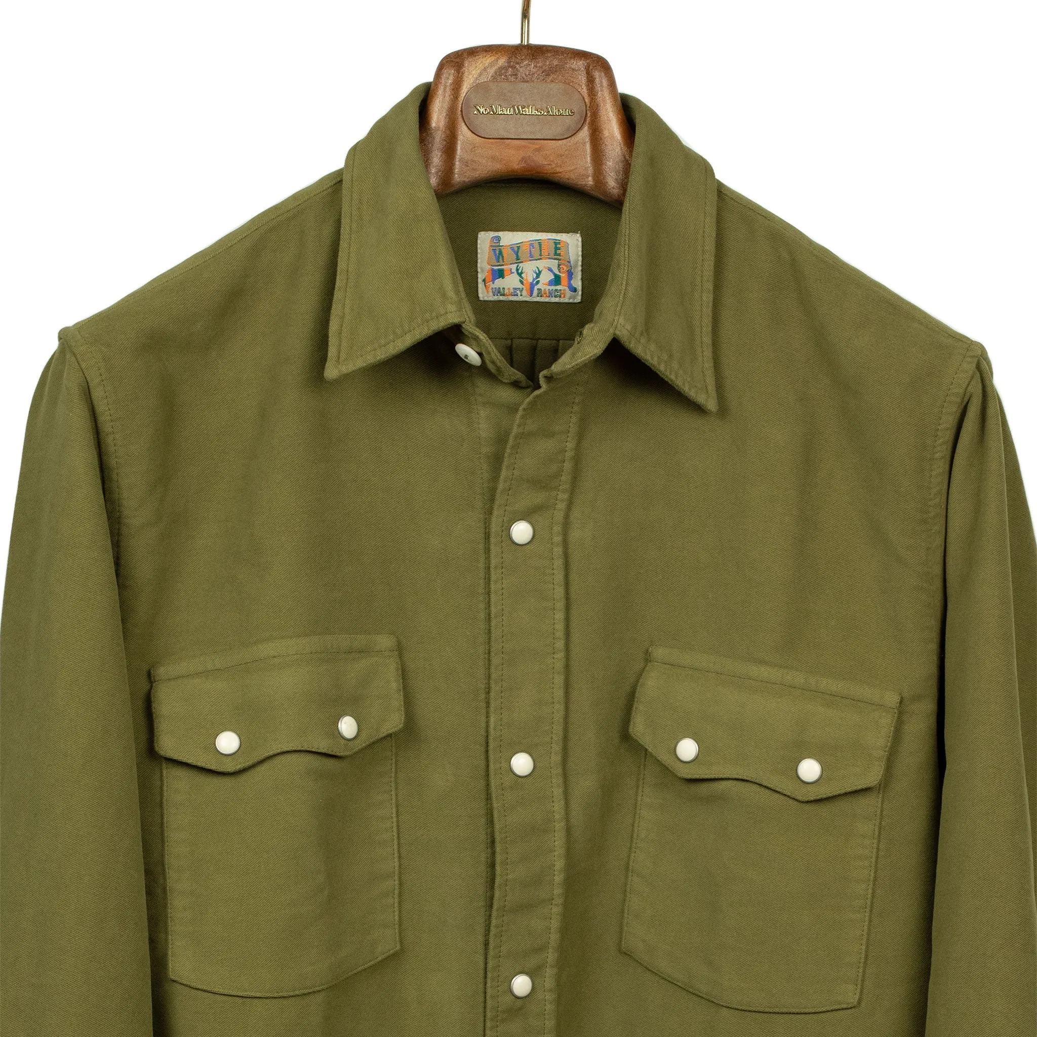 Pearlsnap Western shirt in olive cotton moleskin