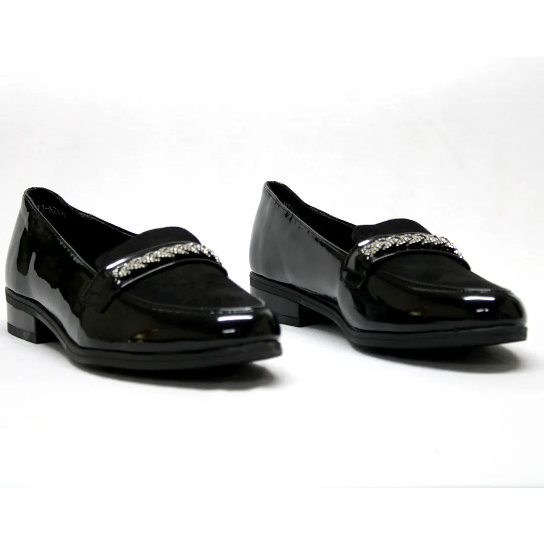 SOFTINO Black Suede Pump