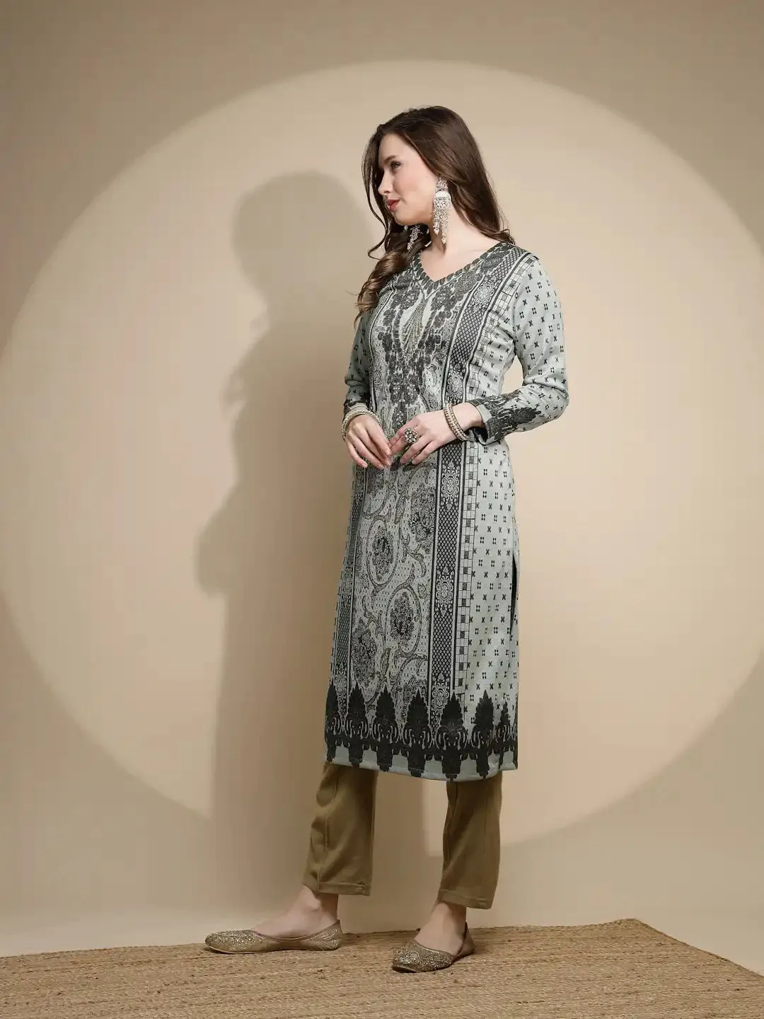 Women Light Green Printed Kurta V-Neck Woolen With Full Sleeve